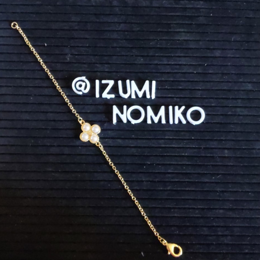 Tory Burch Pearl Rope Clover Bracelet